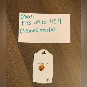 Small knit decrease stitch markers.For knitting.Fits up to US 4 (3.5mm) needles.